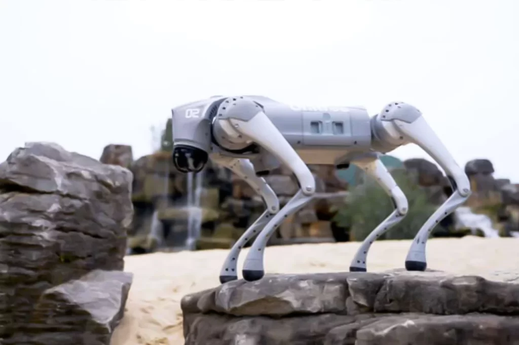  SECOND-GENERATION ROBOT DOG 
